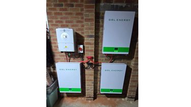 Sunsynk 5kw hybrid | 3 x GSL 10.24kWh Powerwall batteries | LU7 4DL